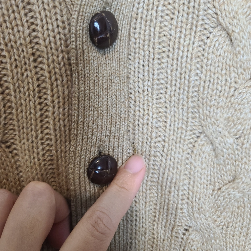 VINTAGE William Lockie of Hawick 100% Pure Camel Hair Cableknit Tan Sweater Vest - Picture 12 of 12